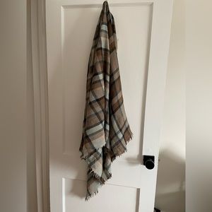 Wilfred triangle scarf, o/s